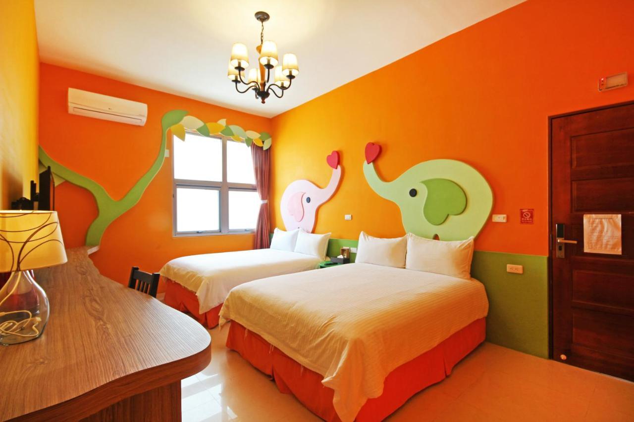 Fun Trip - Little Castle&Oscar B&B T'ai-tung Exterior foto